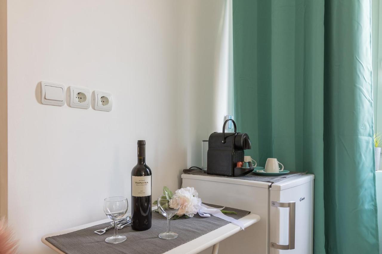 Aphrodite Apartment *
